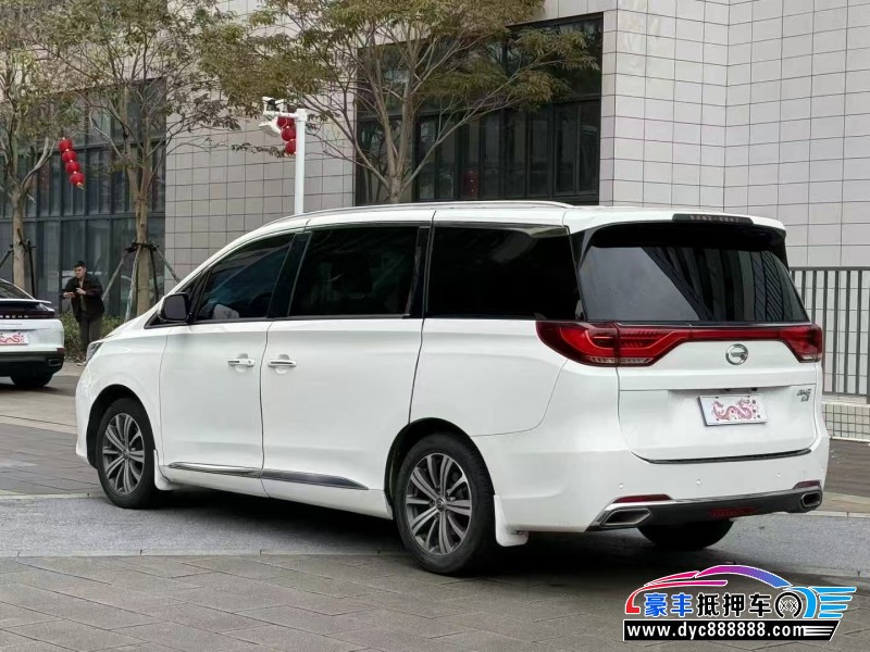 18年传祺GM8轿车抵押车出售