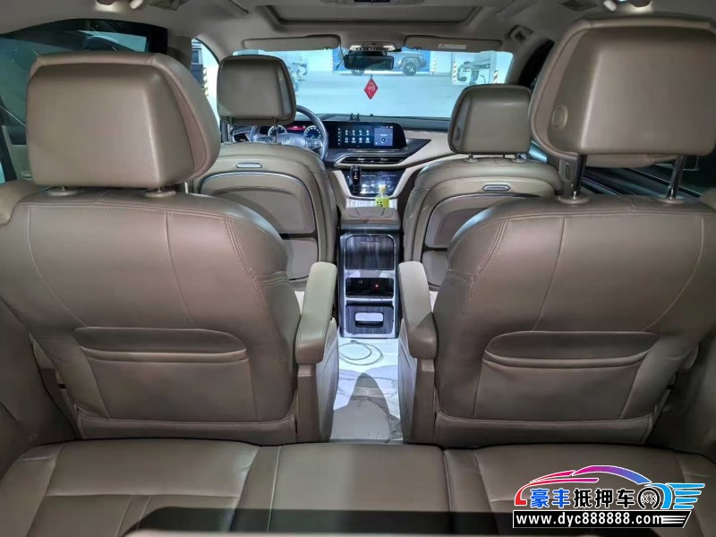 21年别克GL8轿车抵押车出售