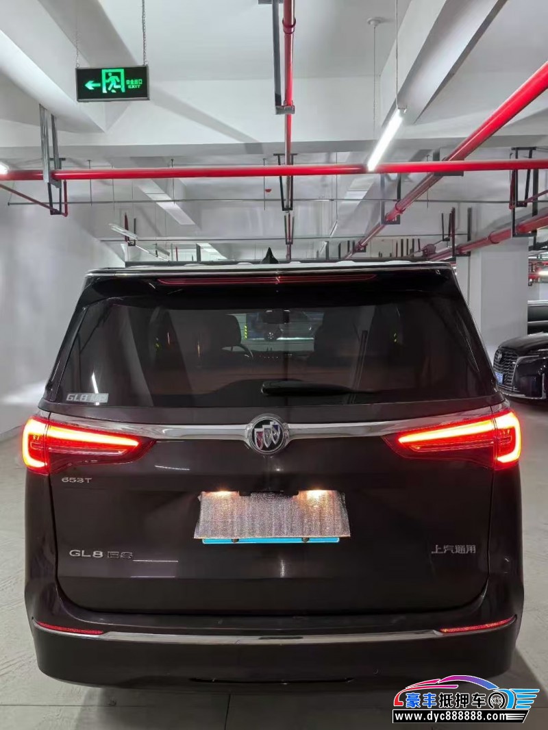 21年别克GL8轿车抵押车出售