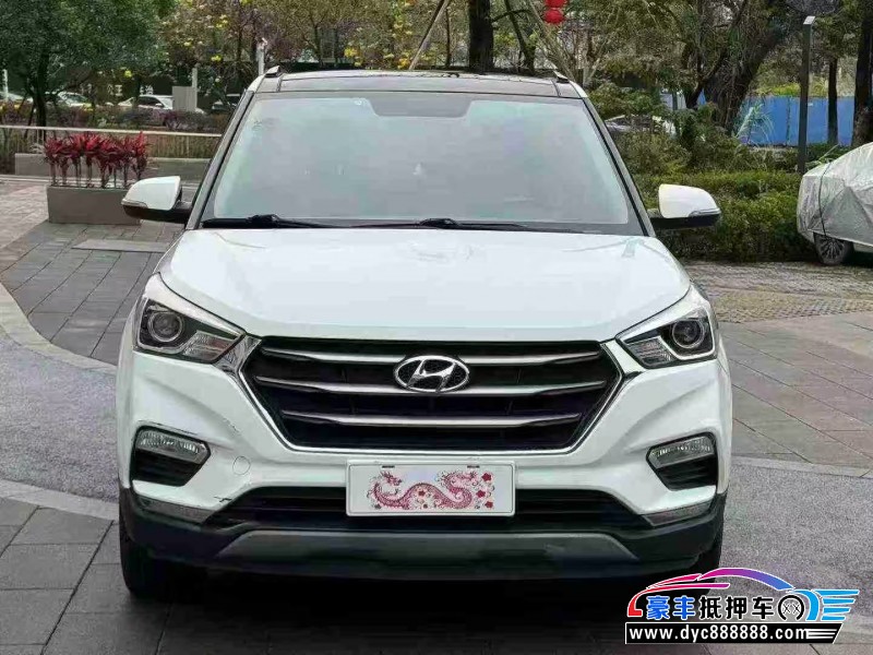 抵押车出售19年现代ix25轿车