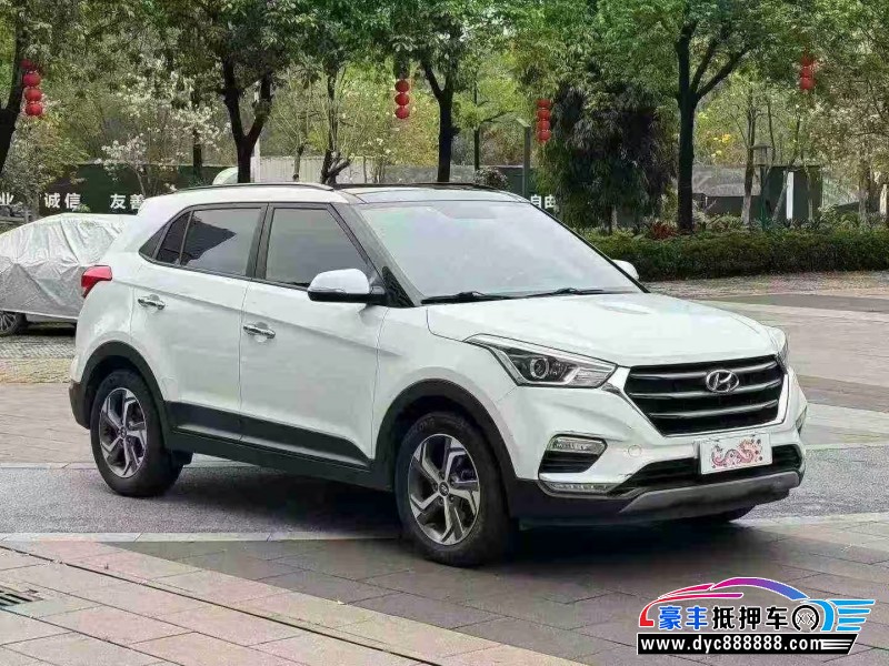 19年现代ix25轿车抵押车出售