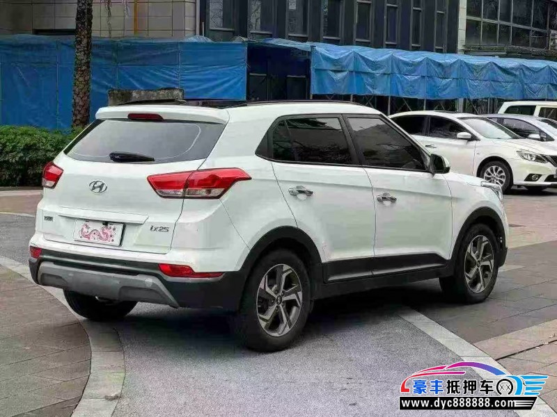 19年现代ix25轿车抵押车出售