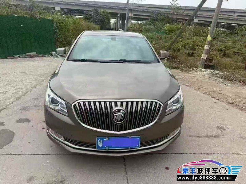 抵押车出售16年别克君越轿车