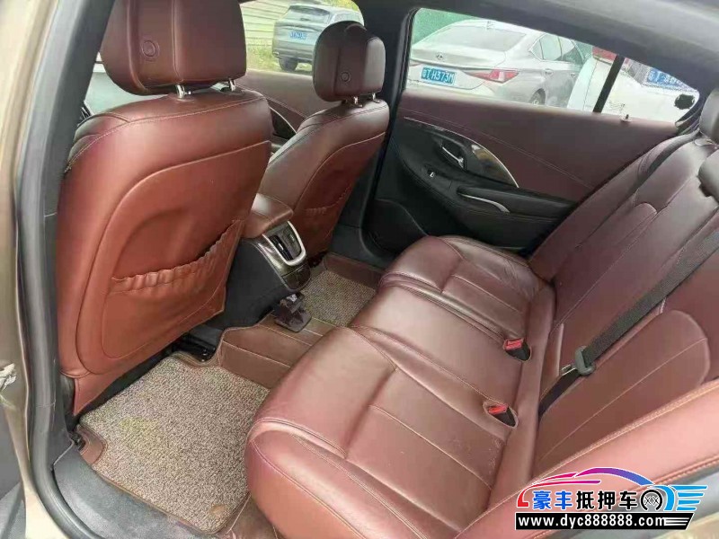 16年别克君越轿车抵押车出售