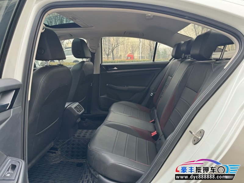 20年大众宝来轿车抵押车出售