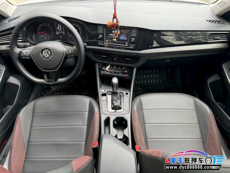 20年大众宝来轿车抵押车出售