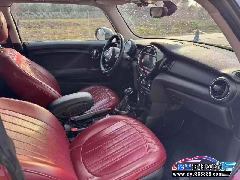 17年宝马MINI轿车抵押车出售