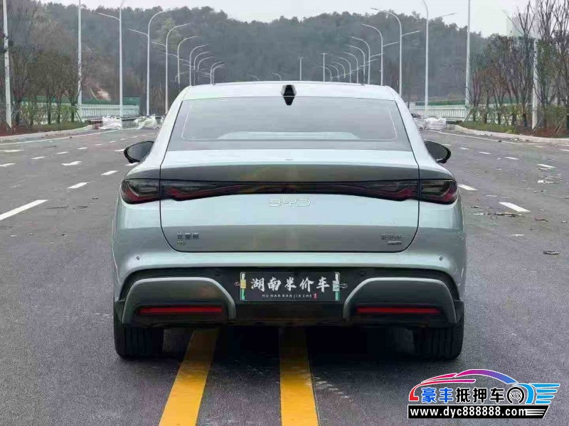 25年比亚迪海豹轿车抵押车出售