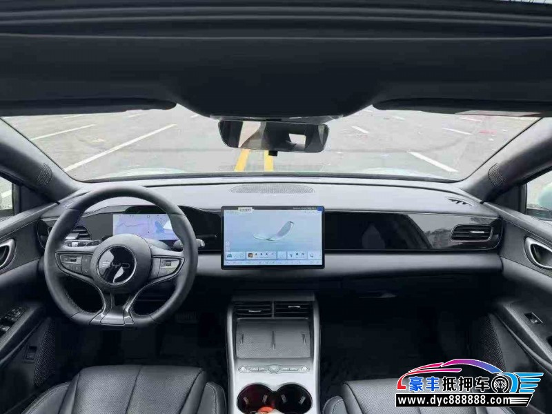 25年比亚迪海豹轿车抵押车出售