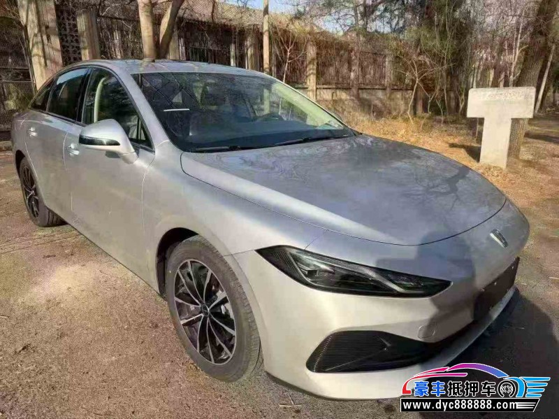 26年荣威D7轿车抵押车出售