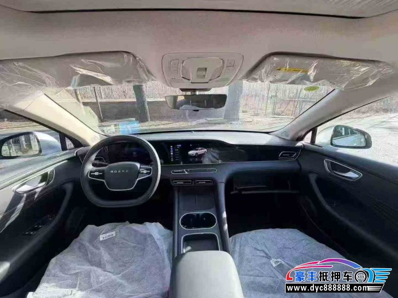 26年荣威D7轿车抵押车出售