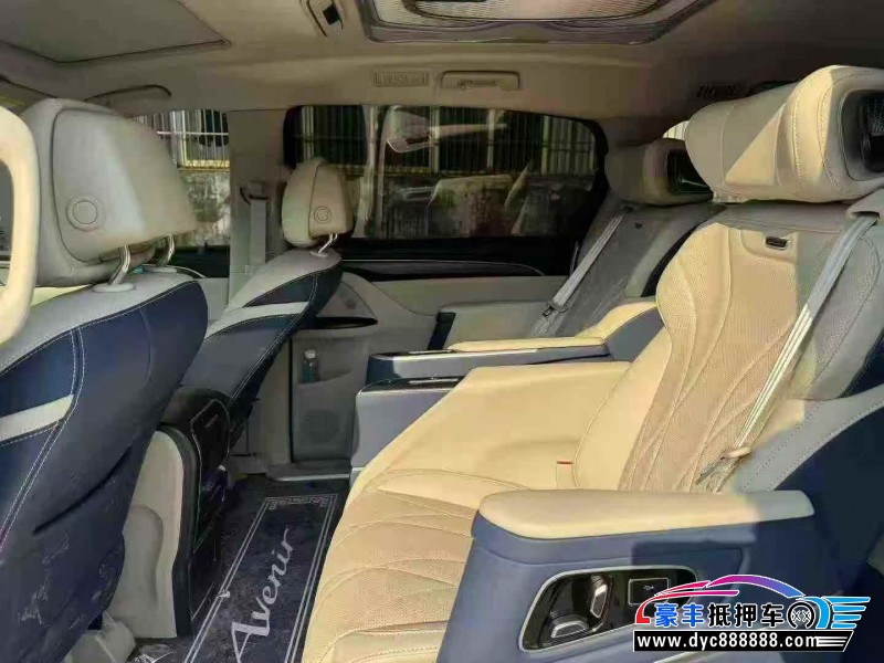 22年别克GL8轿车抵押车出售