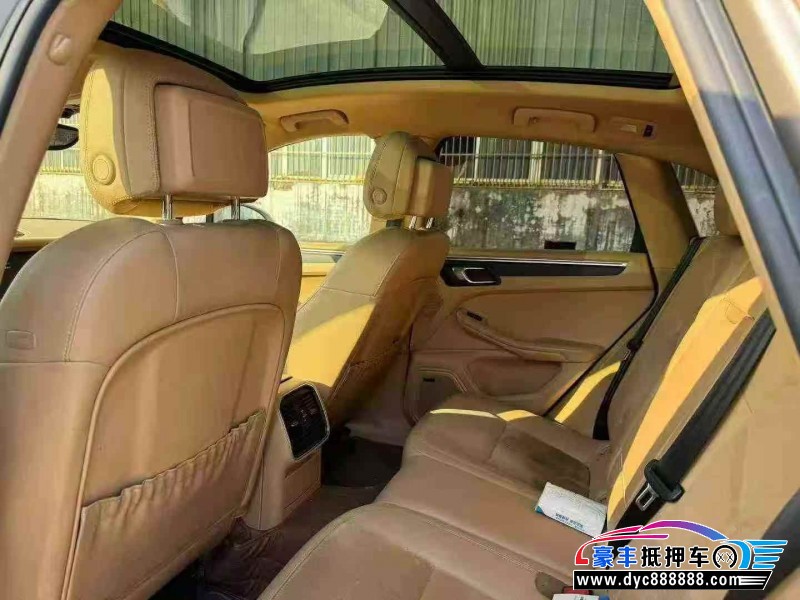 16年保时捷Macan迈凯轿车抵押车出售