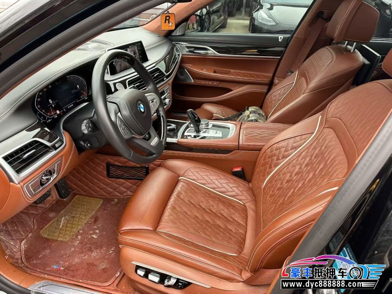 21年宝马7系轿车抵押车出售