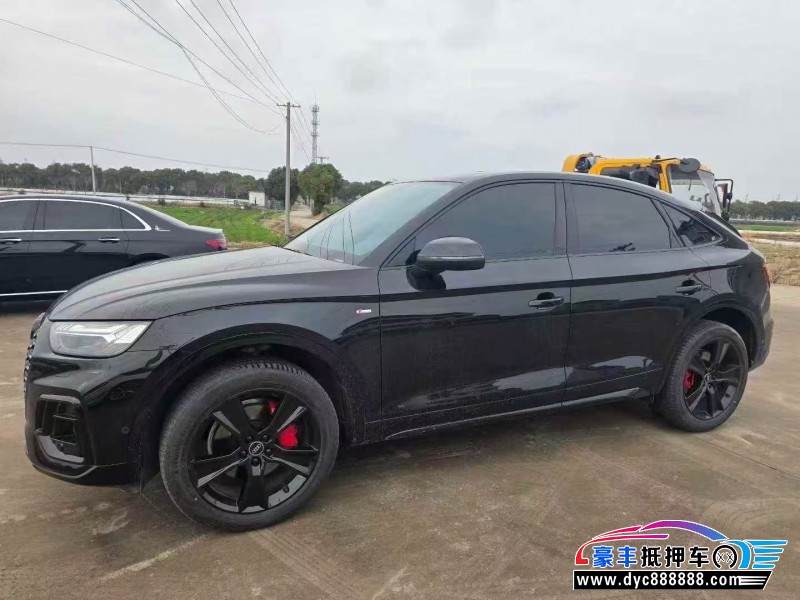 23年奥迪Q5轿车抵押车出售