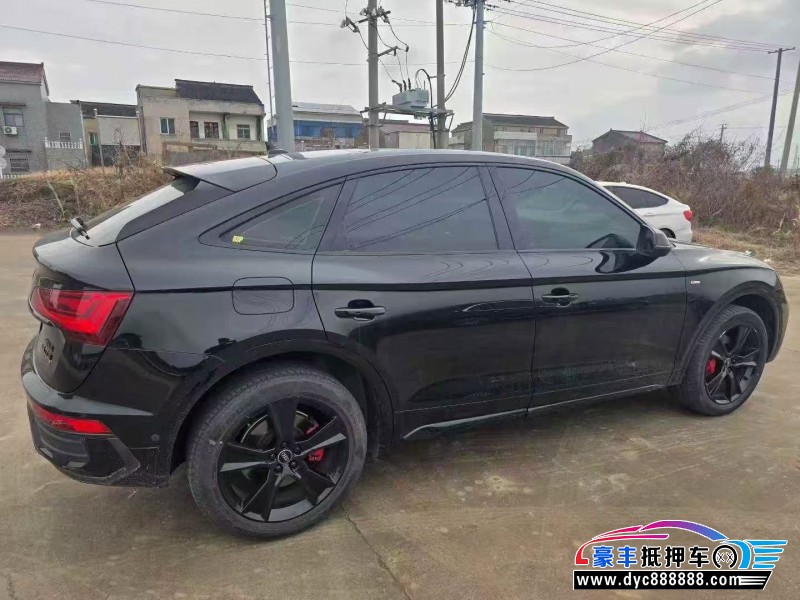 23年奥迪Q5轿车抵押车出售