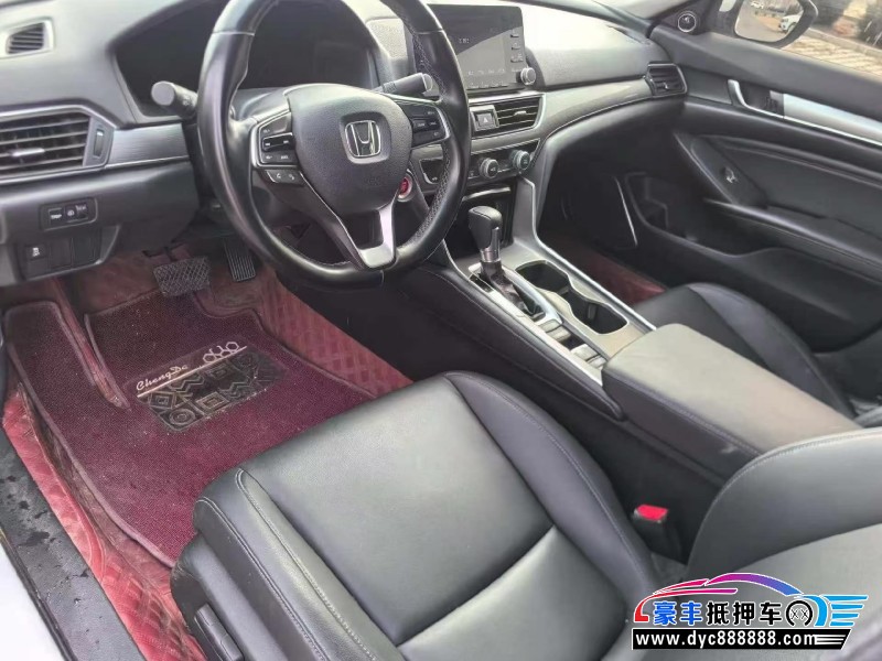 21年本田雅阁轿车抵押车出售