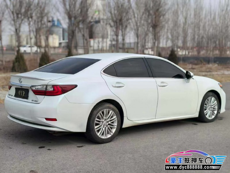 17年雷克萨斯ES轿车抵押车出售