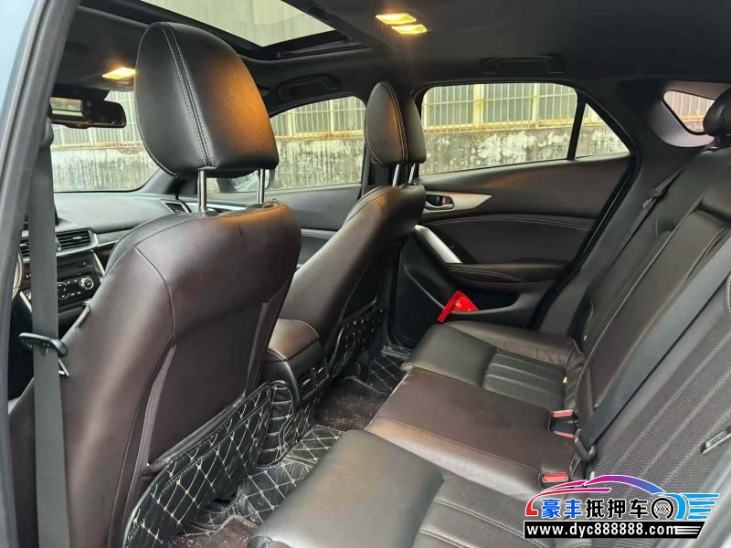 18年马自达CX-4轿车抵押车出售