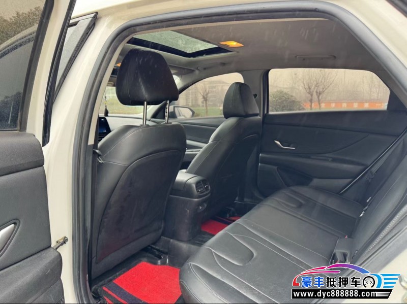 22年现代伊兰特轿车抵押车出售