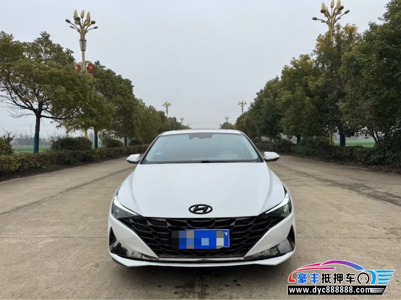 抵押车出售22年现代伊兰特轿车