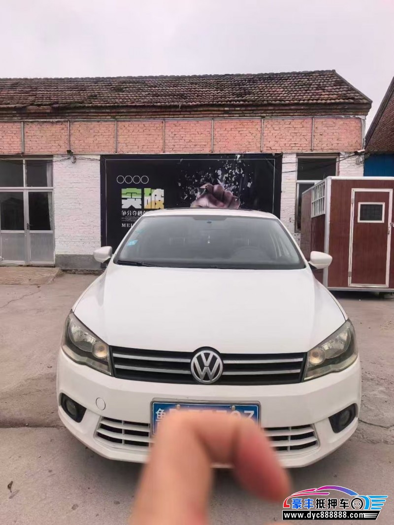 抵押车出售16年大众捷达轿车