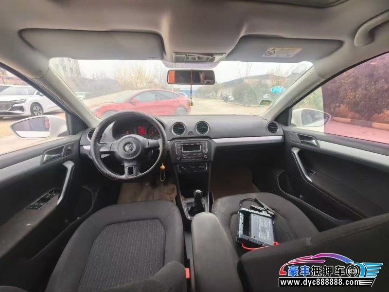 16年大众捷达轿车抵押车出售