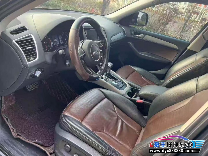 17年奥迪Q5轿车抵押车出售