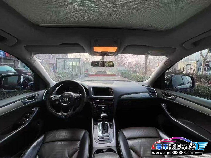 17年奥迪Q5轿车抵押车出售