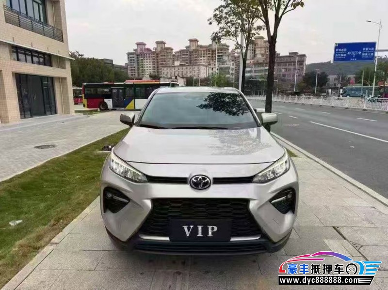 抵押车出售22年丰田威兰达轿车