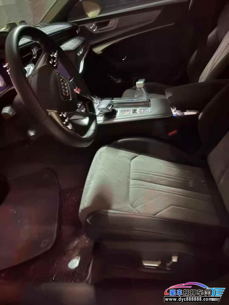 25年奥迪A6L轿车抵押车出售