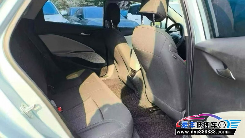 23年别克微蓝轿车抵押车出售