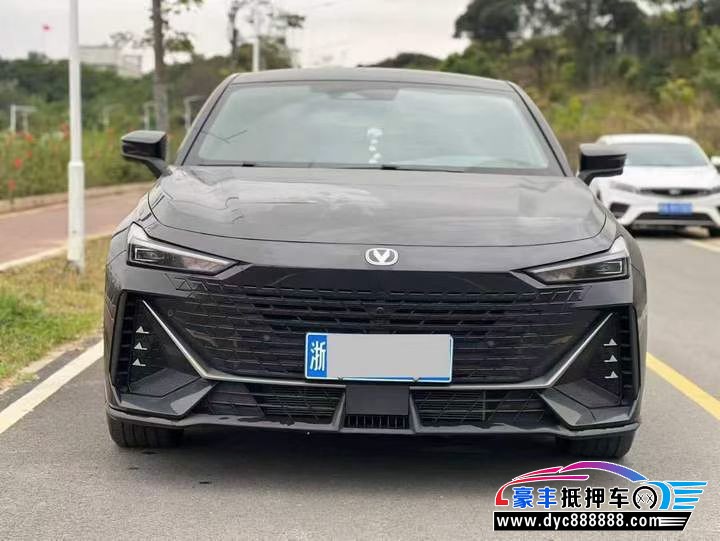 24年长安长安UNI轿车抵押车出售