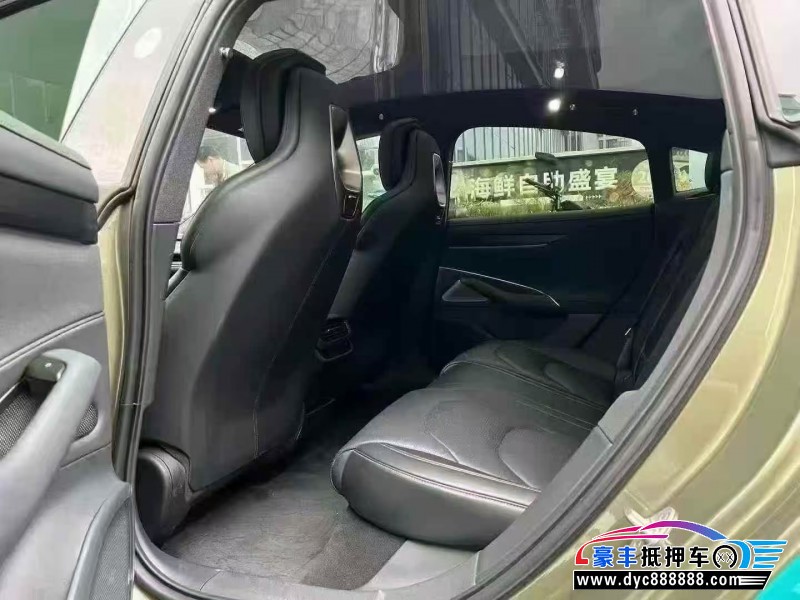 24年小米SU7轿车抵押车出售