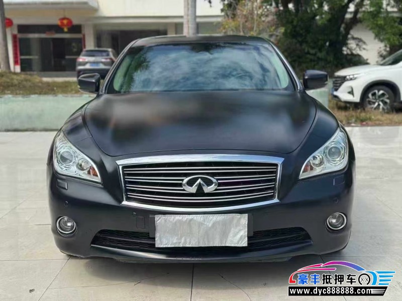 抵押车出售13年英菲尼迪Q70轿车