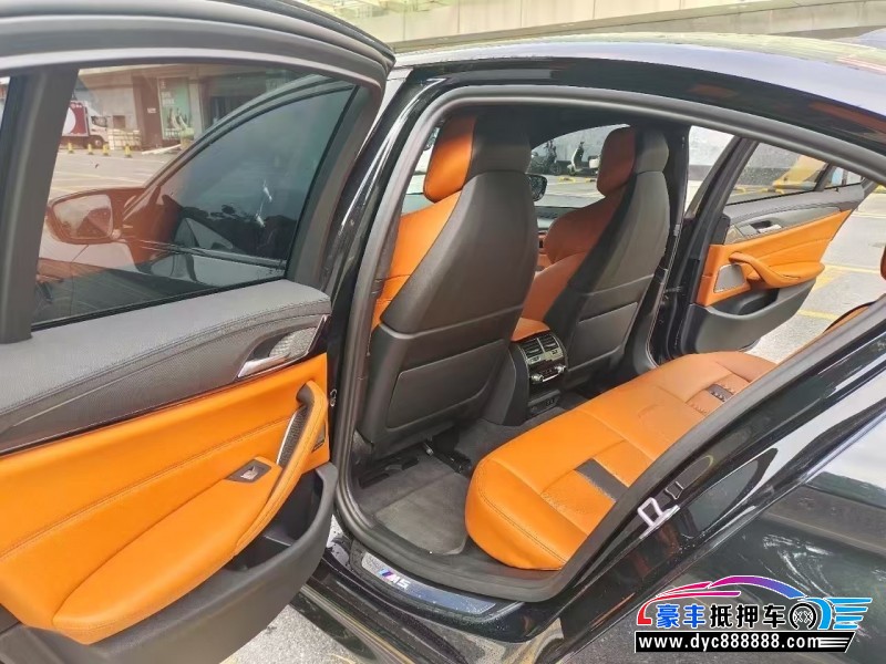 22年宝马M5轿车抵押车出售