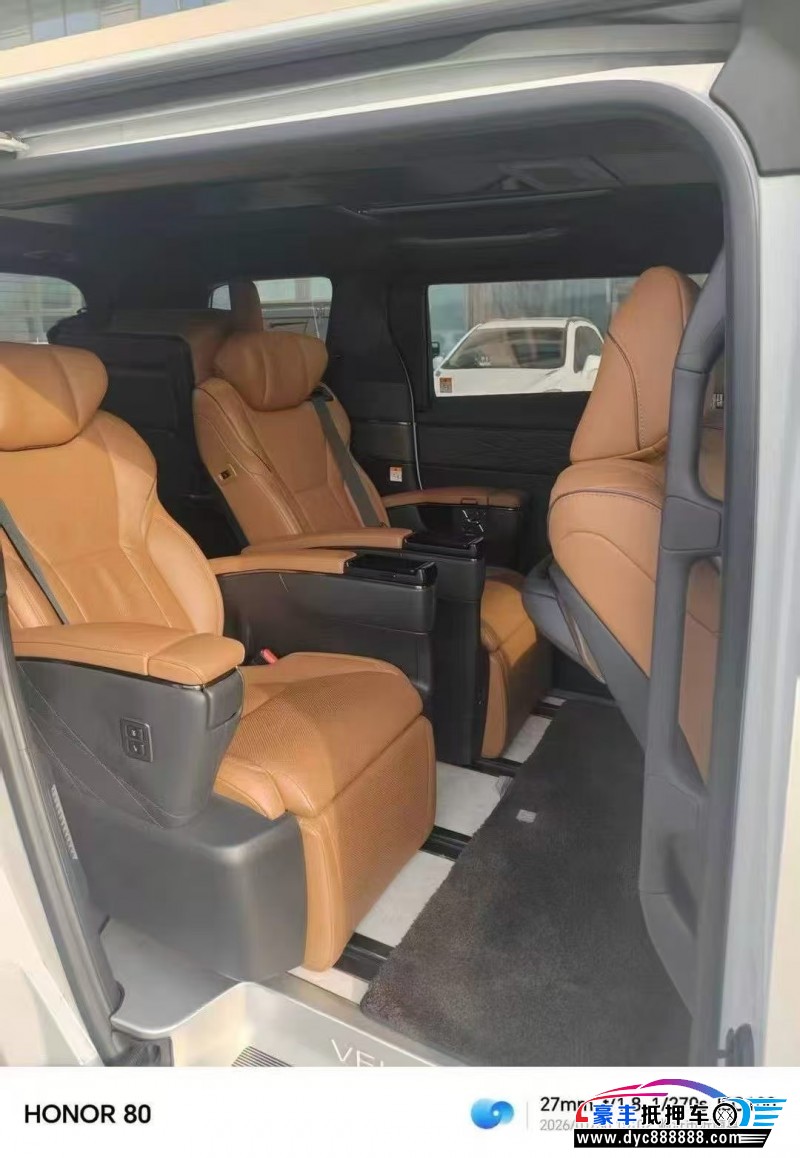 23年丰田威尔法轿车抵押车出售