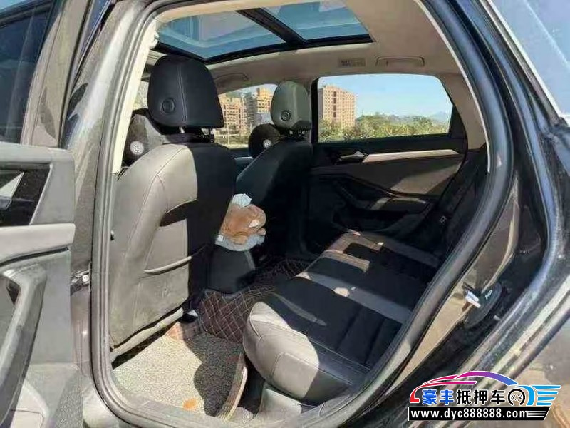 21年大众速腾轿车抵押车出售