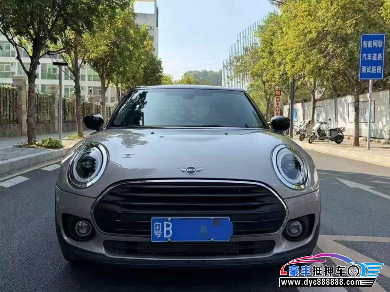 抵押车出售24年宝马MINI轿车