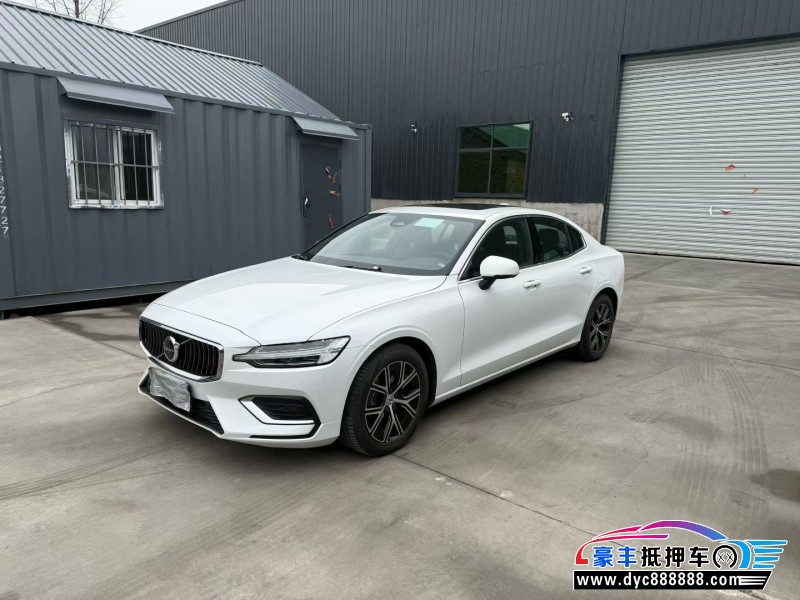 24年沃尔沃S60轿车抵押车出售