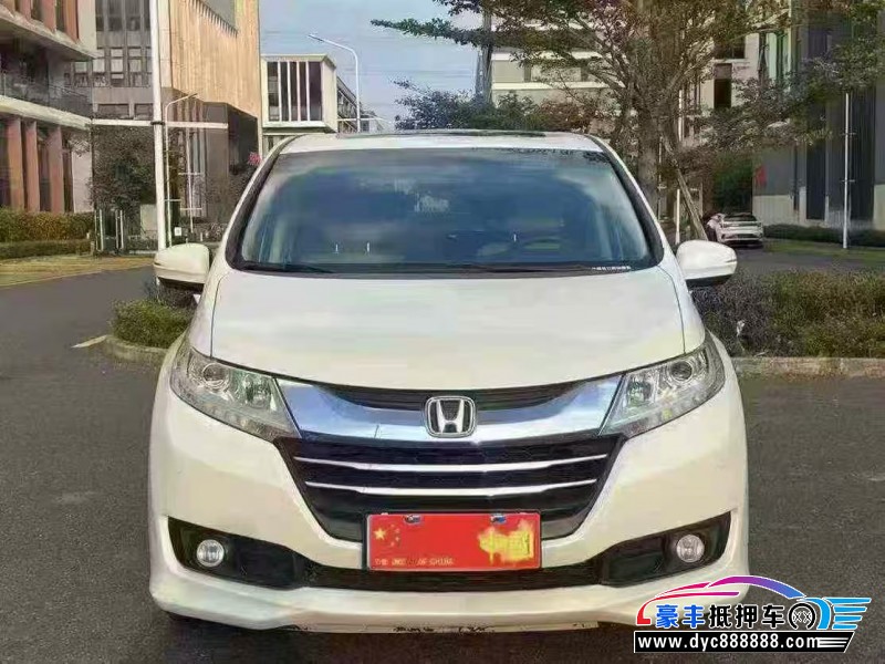 抵押车出售17年本田奥德赛轿车