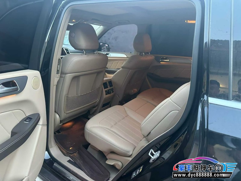 16年奔驰GLSUV抵押车出售