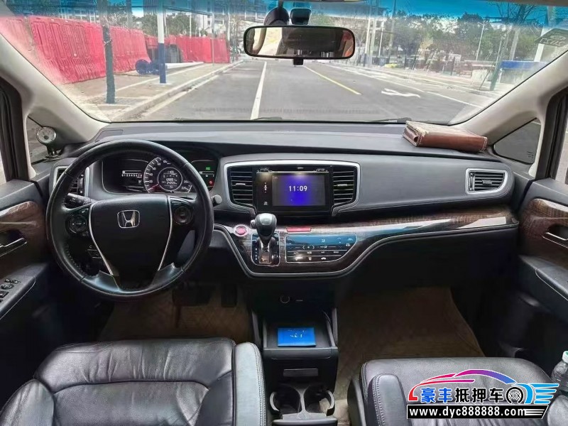 17年本田奥德赛轿车抵押车出售