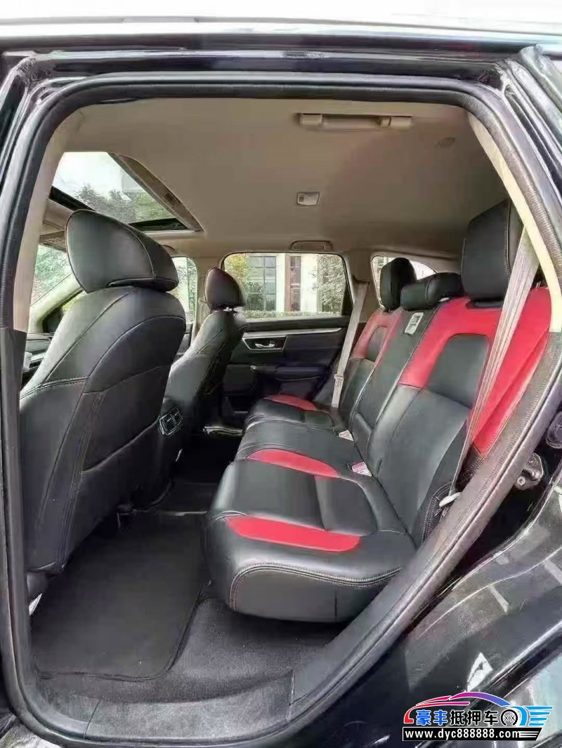 18年本田CR-V轿车抵押车出售