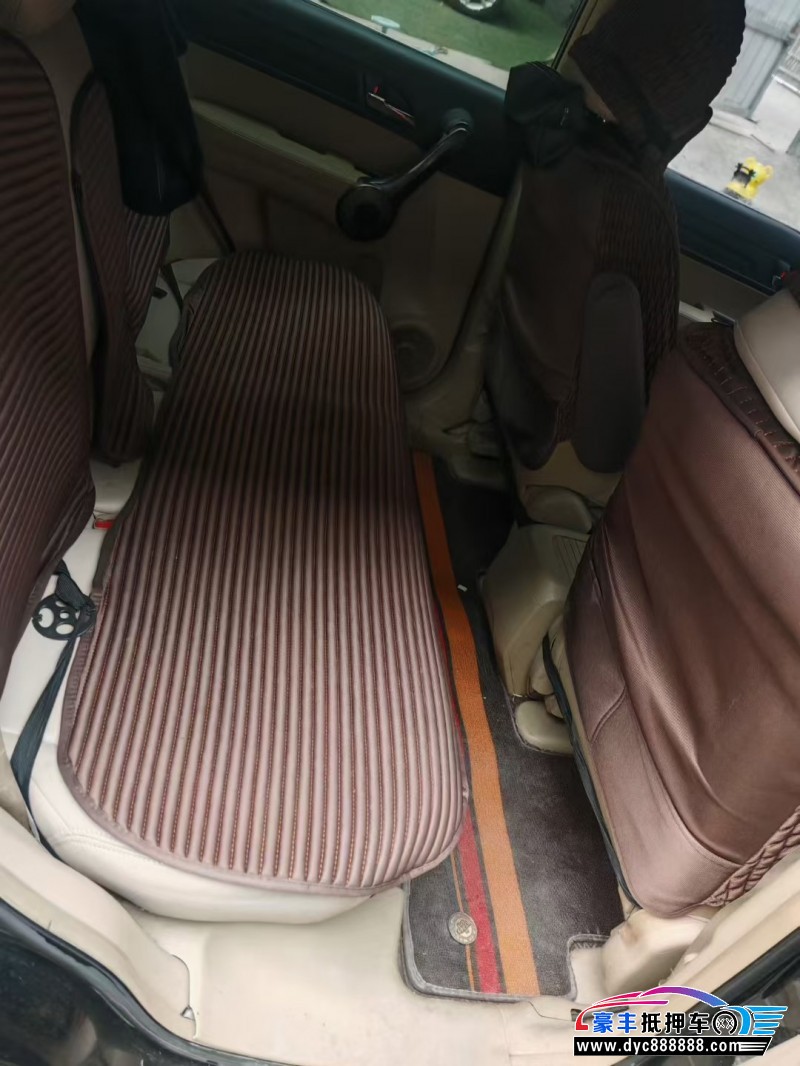 10年本田CR-V轿车抵押车出售