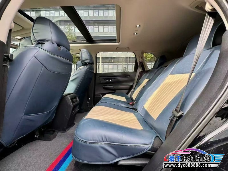 25年本田CR-V轿车抵押车出售