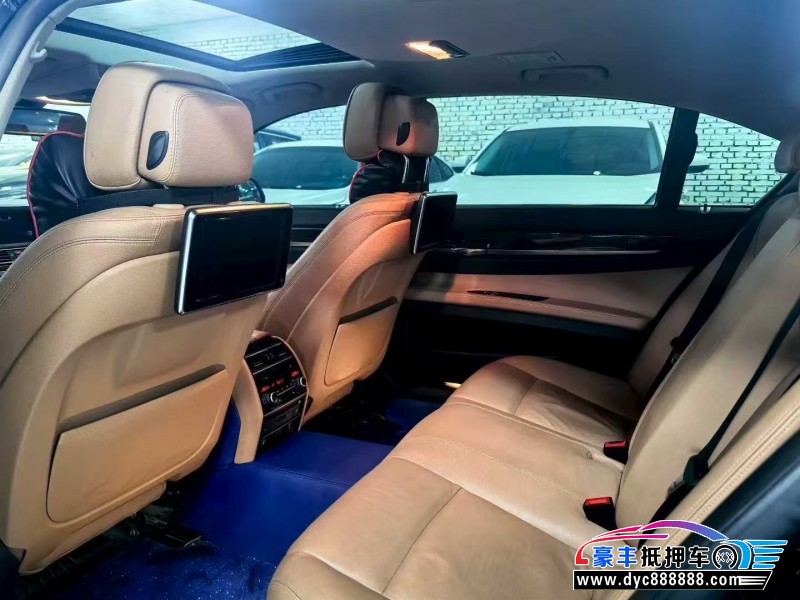 14年宝马7系轿车抵押车出售