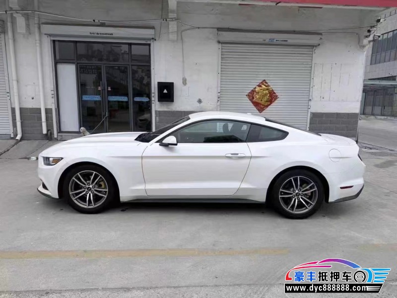 19年福特野马轿车抵押车出售