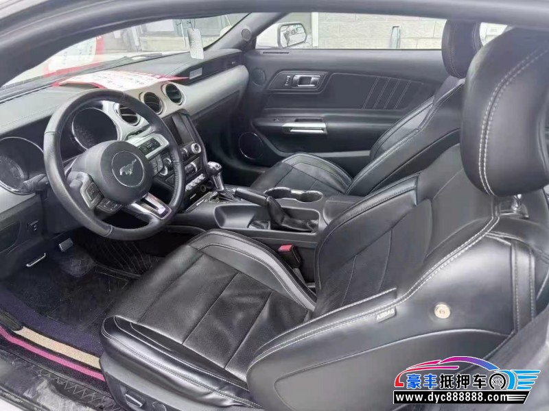 19年福特野马轿车抵押车出售