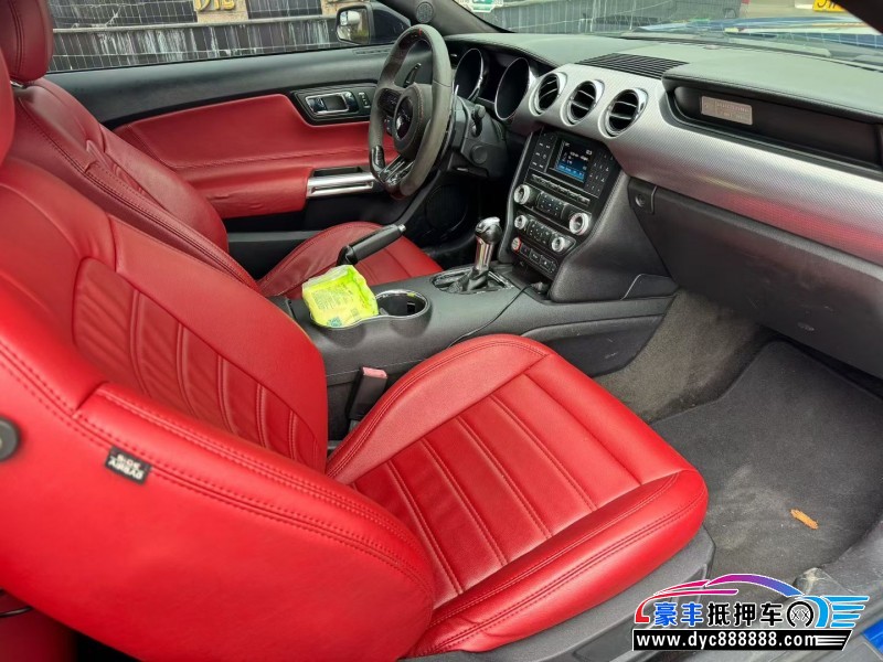 17年福特野马轿车抵押车出售